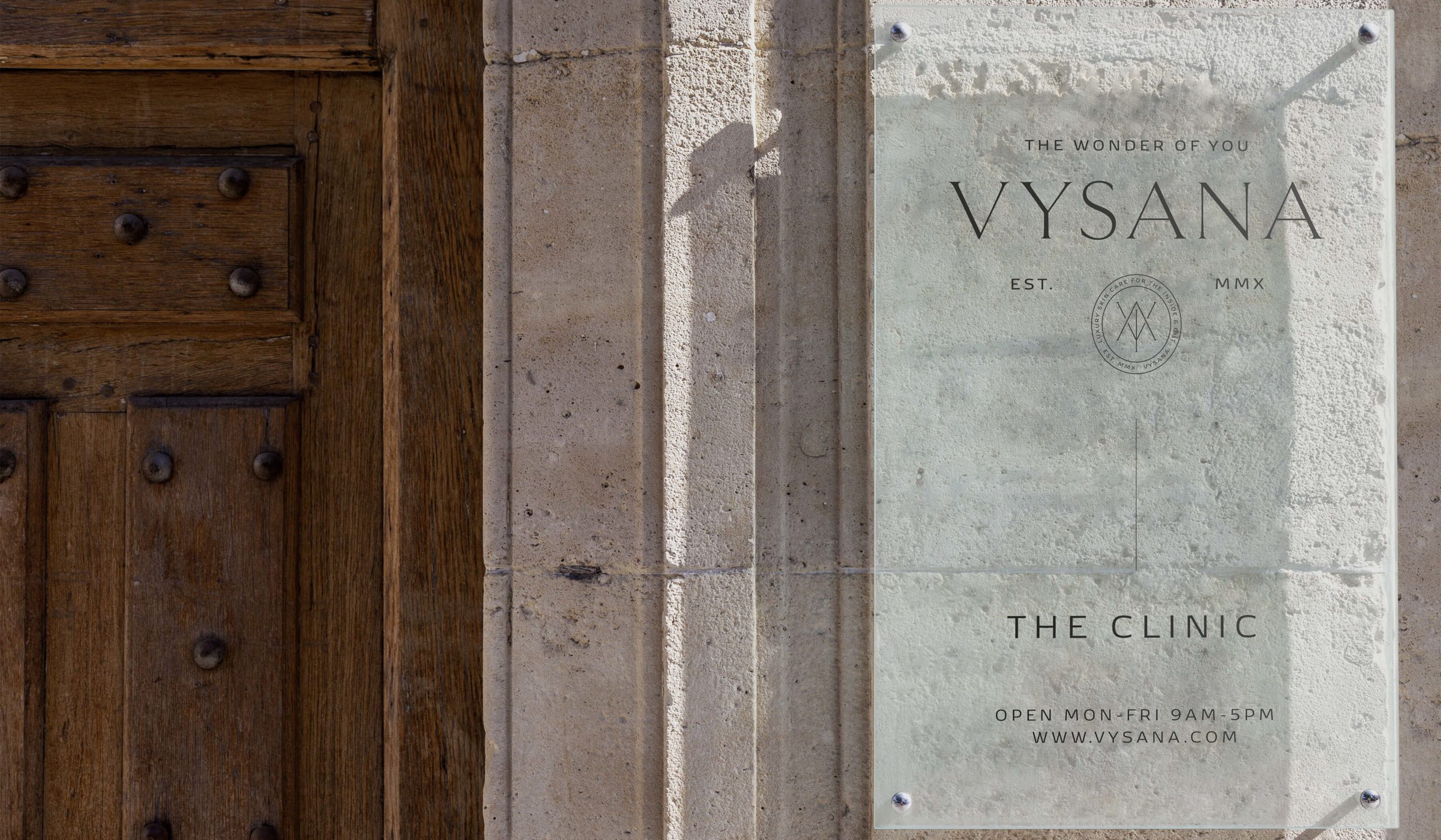Clinic signage for Vysana