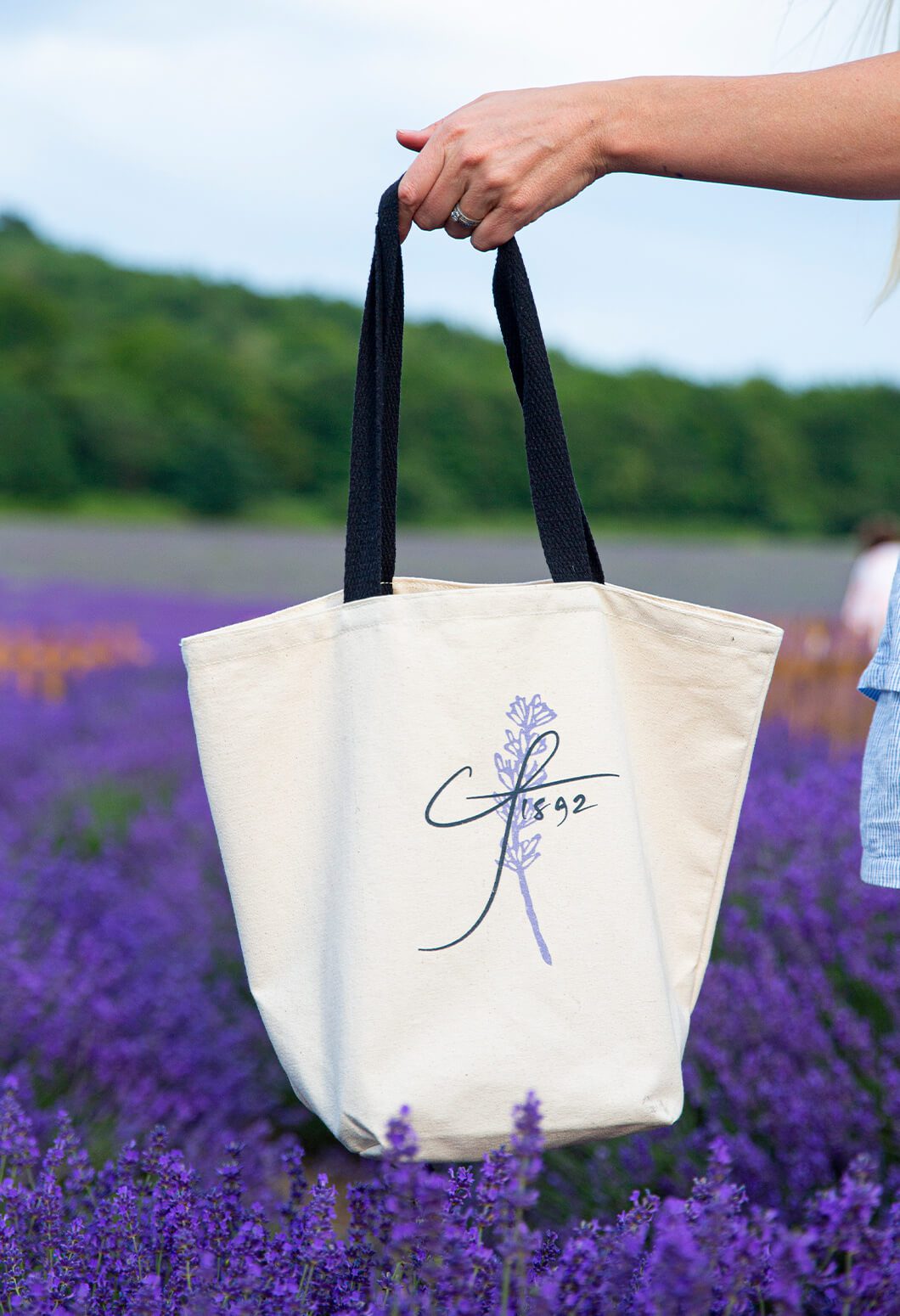 tote bag design with illustrated logo