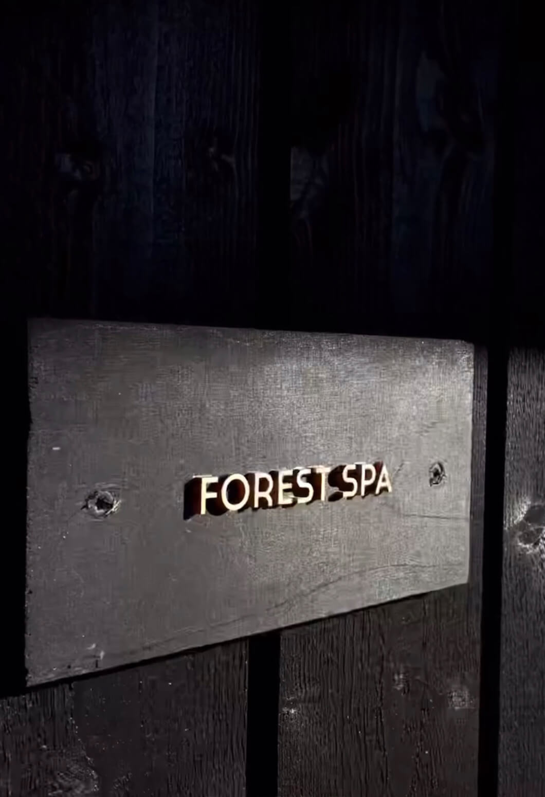Hilltop Forest Spa external signage